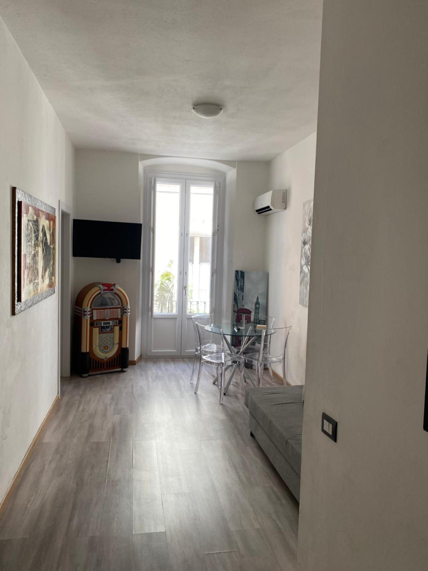 Apartment Cavour 68 Кальяри Экстерьер фото